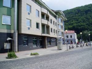 Allianz Slovensk poisova,Bansk Bystrica